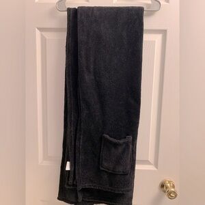 Black Blanket Shawl/Wrap Polyester